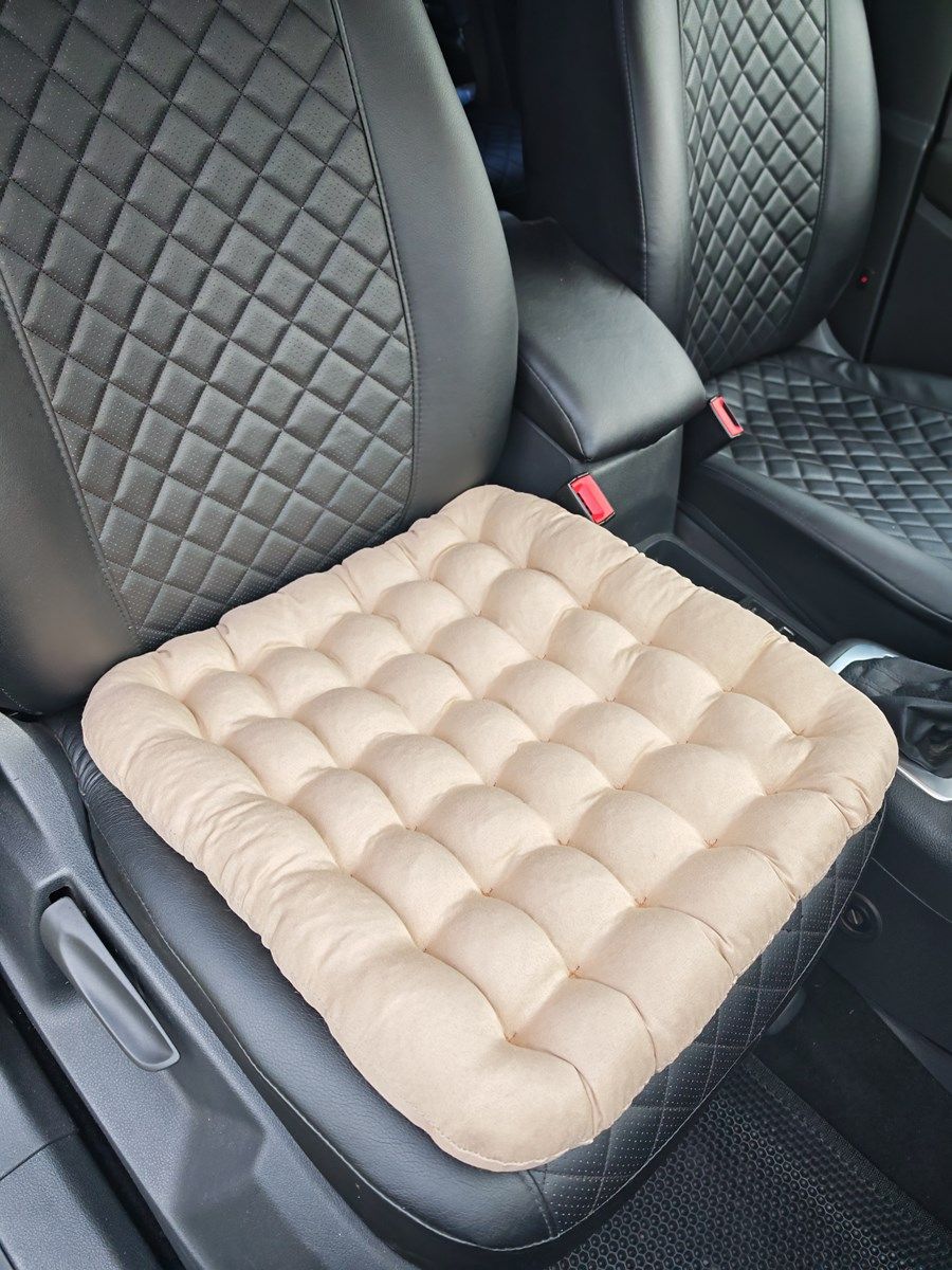 снимок Подушка автомобильная на сиденье "АВТО-БИО" бежевая 50*45 от магазина BIO-TEXTILES ОПТ