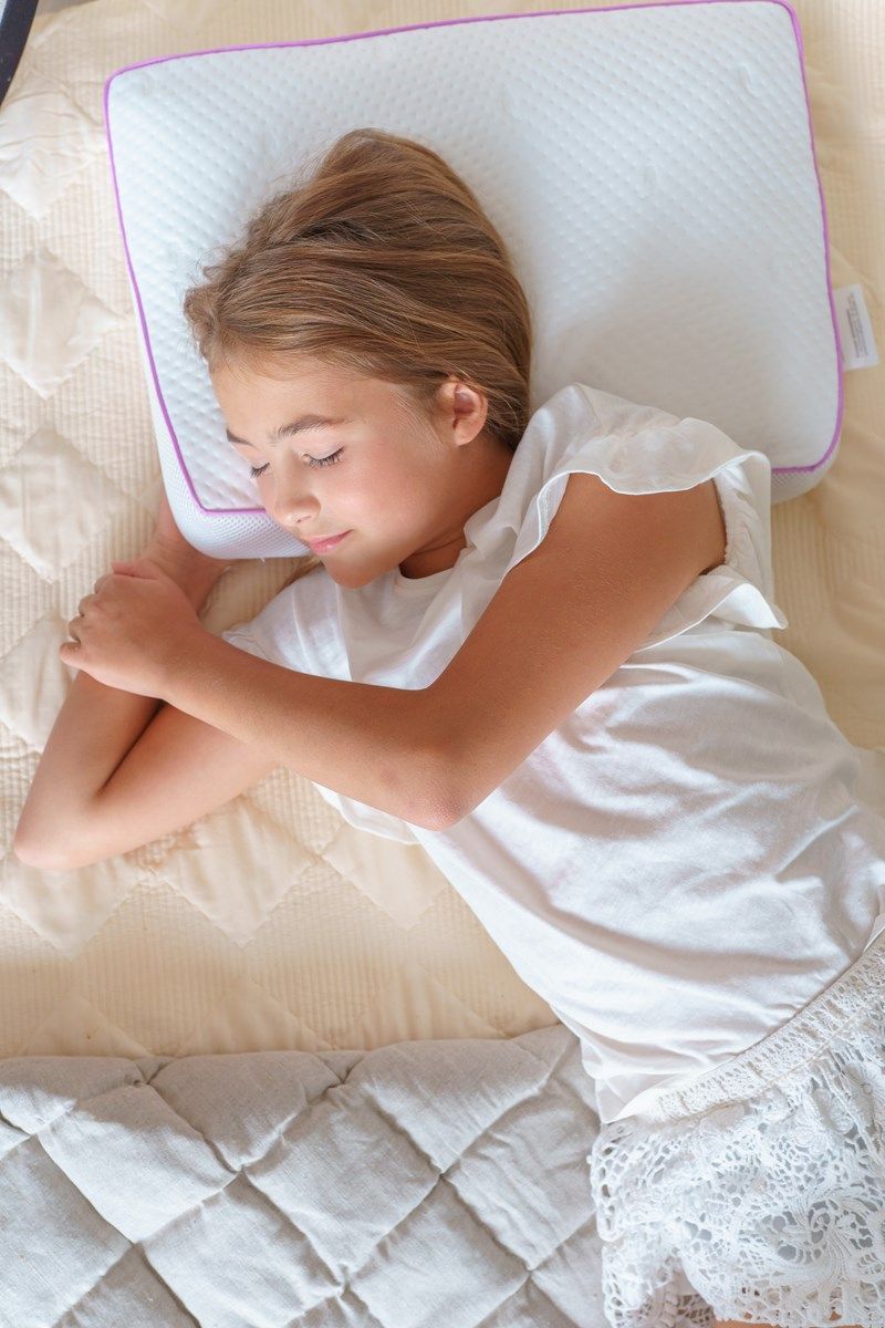 снимок Подушка c эффектом памяти "Классика" 50*30*10 от магазина BIO-TEXTILES ОПТ